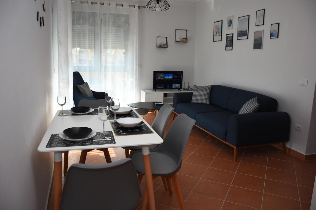 Click Apartments - Tirana Buitenkant foto